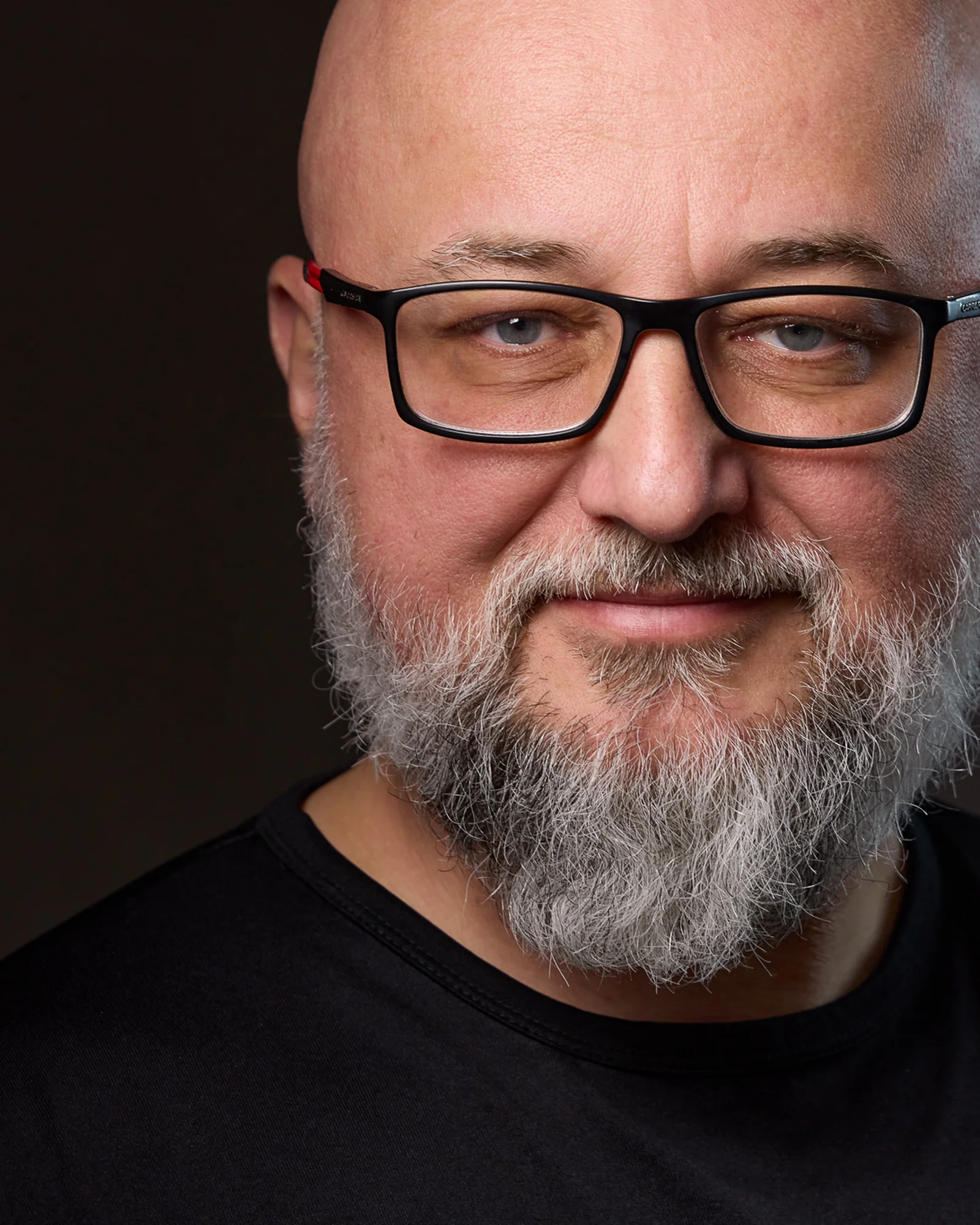 Marcin Poćwiardowski, terapeuta pracy z ciałem dla mężczyzn